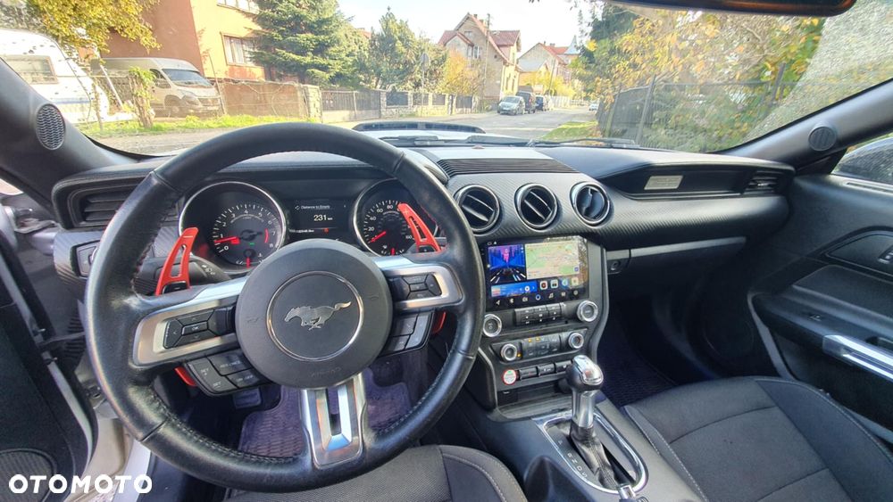 Ford Mustang - 26