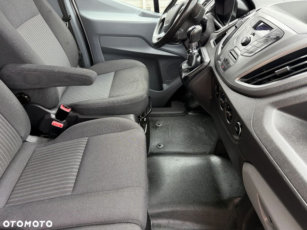 Ford Transit L3H2 - 24