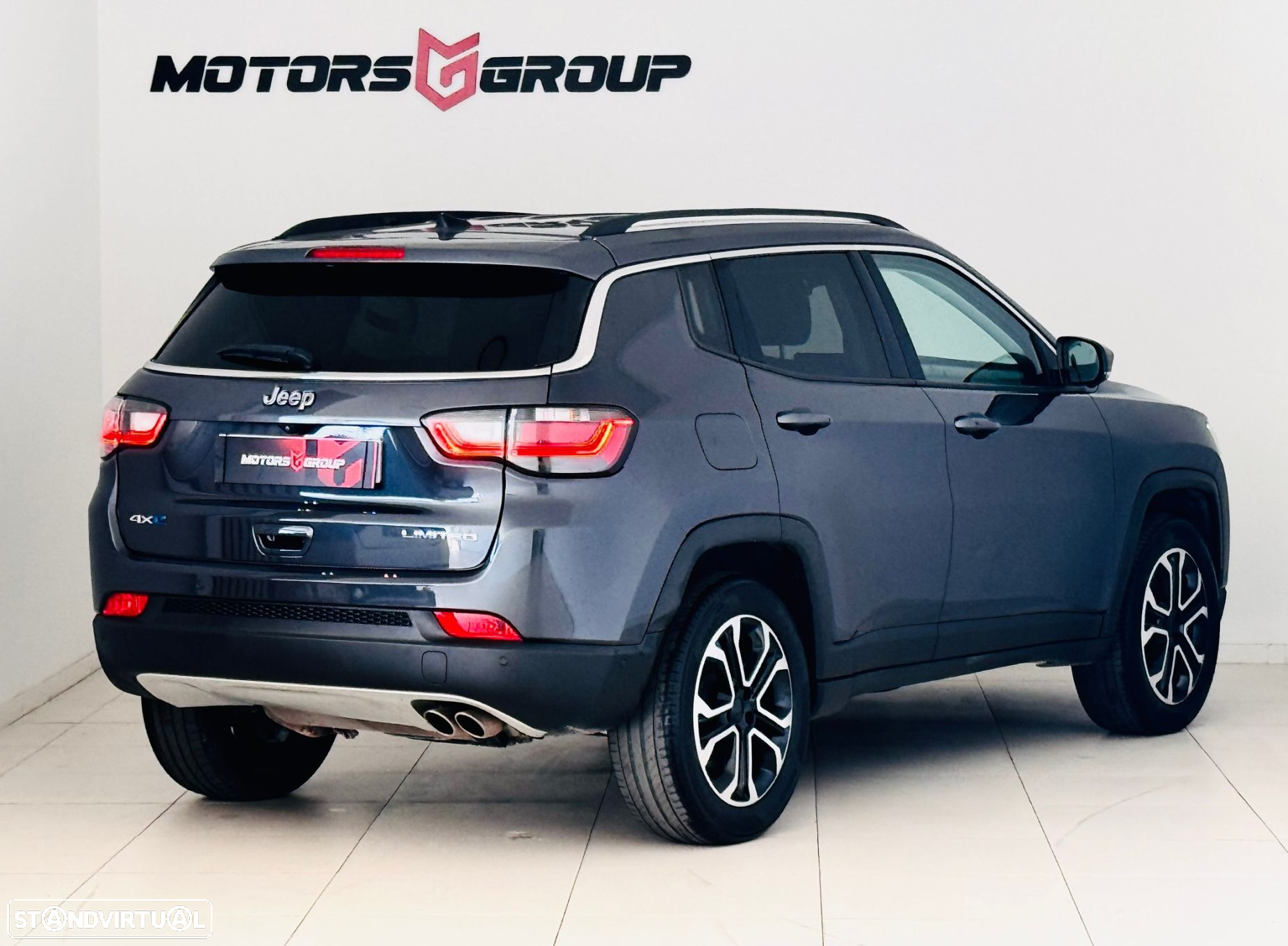 Jeep Compass - 36