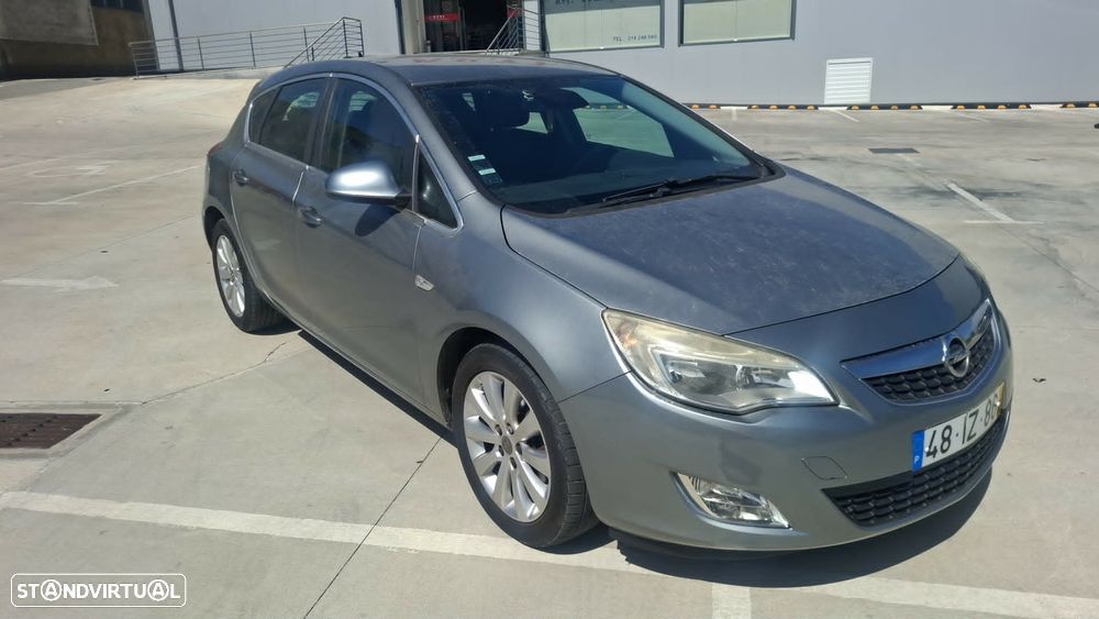 Opel Astra 1.7 CDTI Cosmo - 4