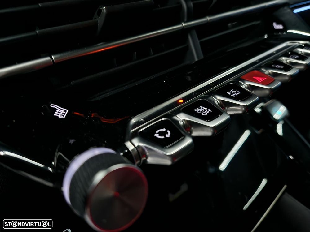Peugeot e-2008 50 kWh GT Line - 16