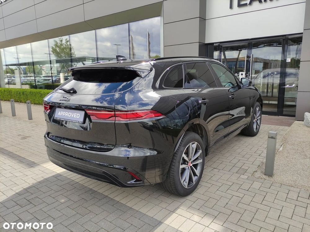 Jaguar F-Pace - 9