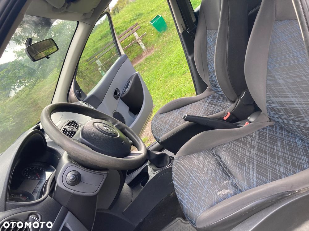 Renault Clio - 22