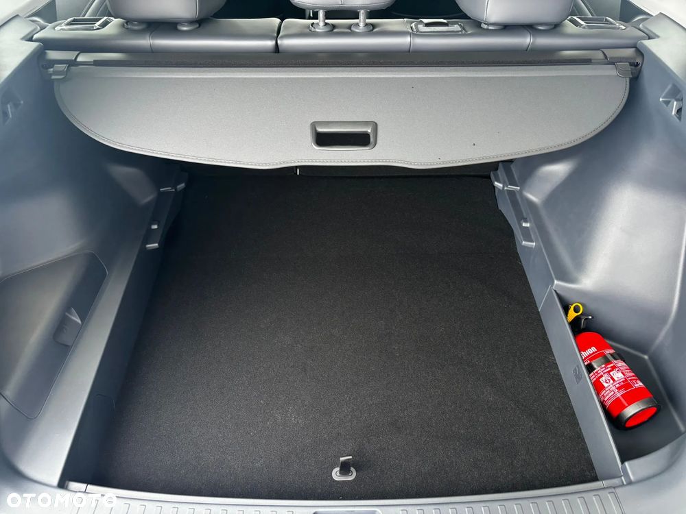 Geely Starray EM-i 1.5 PHEV Pro - 12