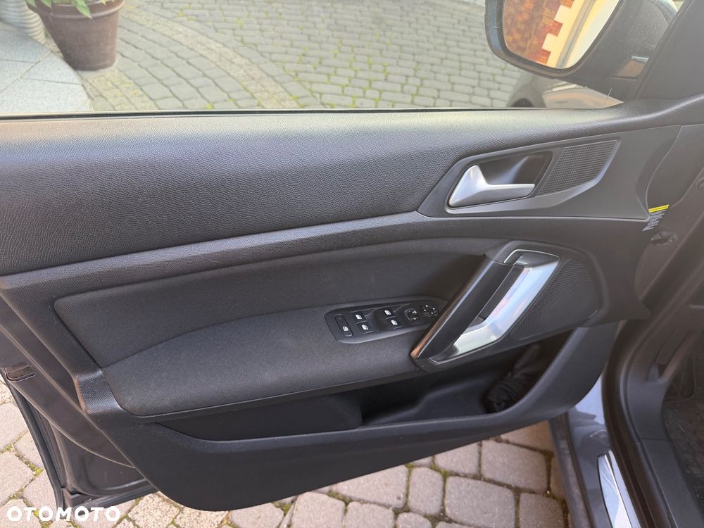 Peugeot 308 1.5 BlueHDi Business S&S EAT8 - 10