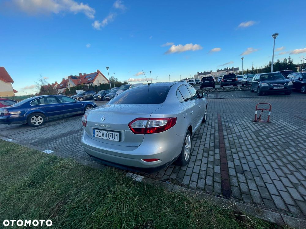 Renault Fluence 1.6 16V Expression - 4