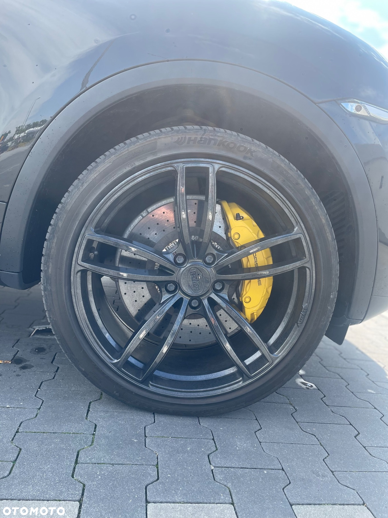 Porsche Cayenne Turbo - 3