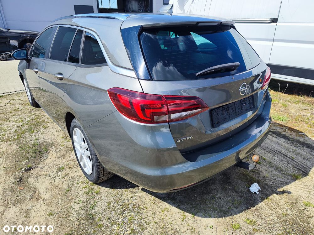 Opel Astra 1.6 D Start/Stop Dynamic - 8