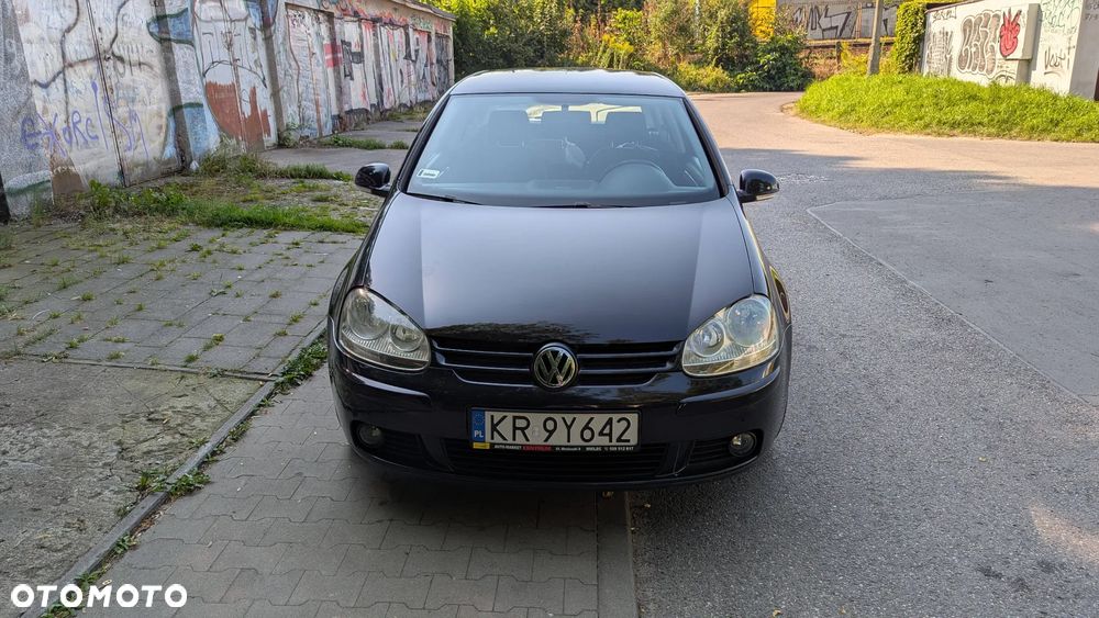 Volkswagen Golf 1.6 FSI Comfortline - 4