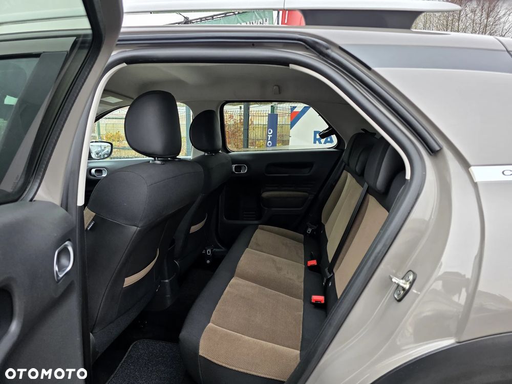 Citroën C4 Cactus 1.2 PureTech Shine Edition S&S - 6