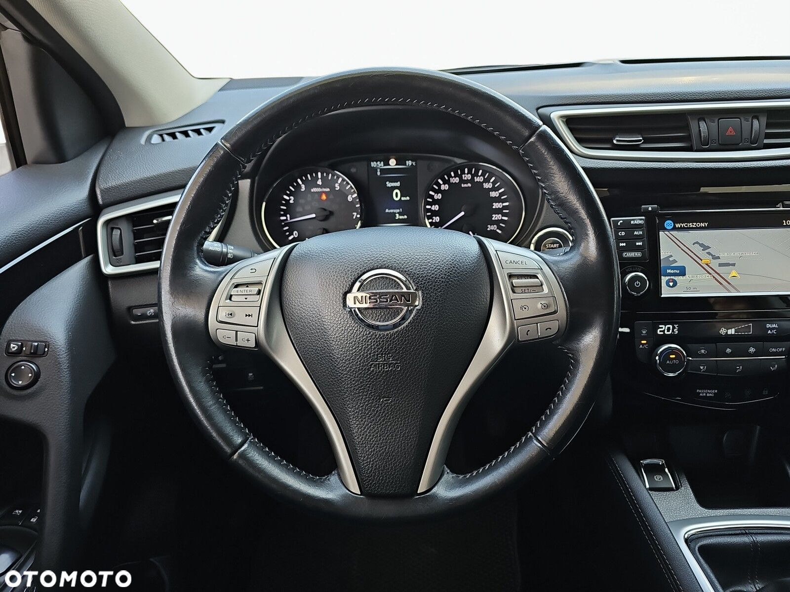 Nissan Qashqai - 13