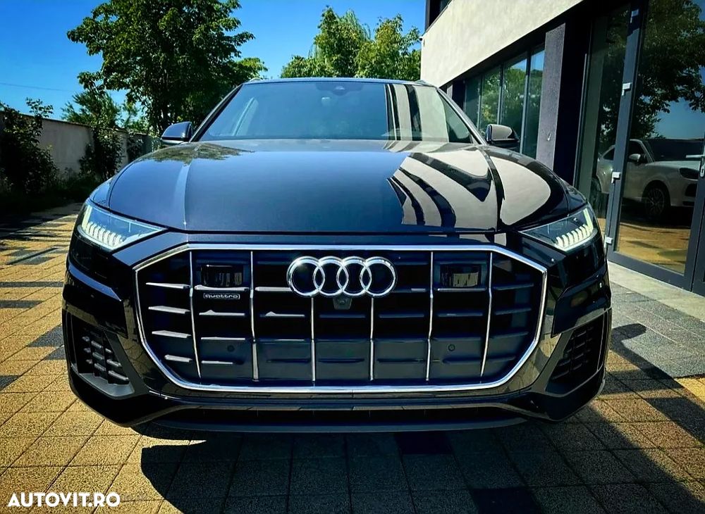 Audi Q8 - 6