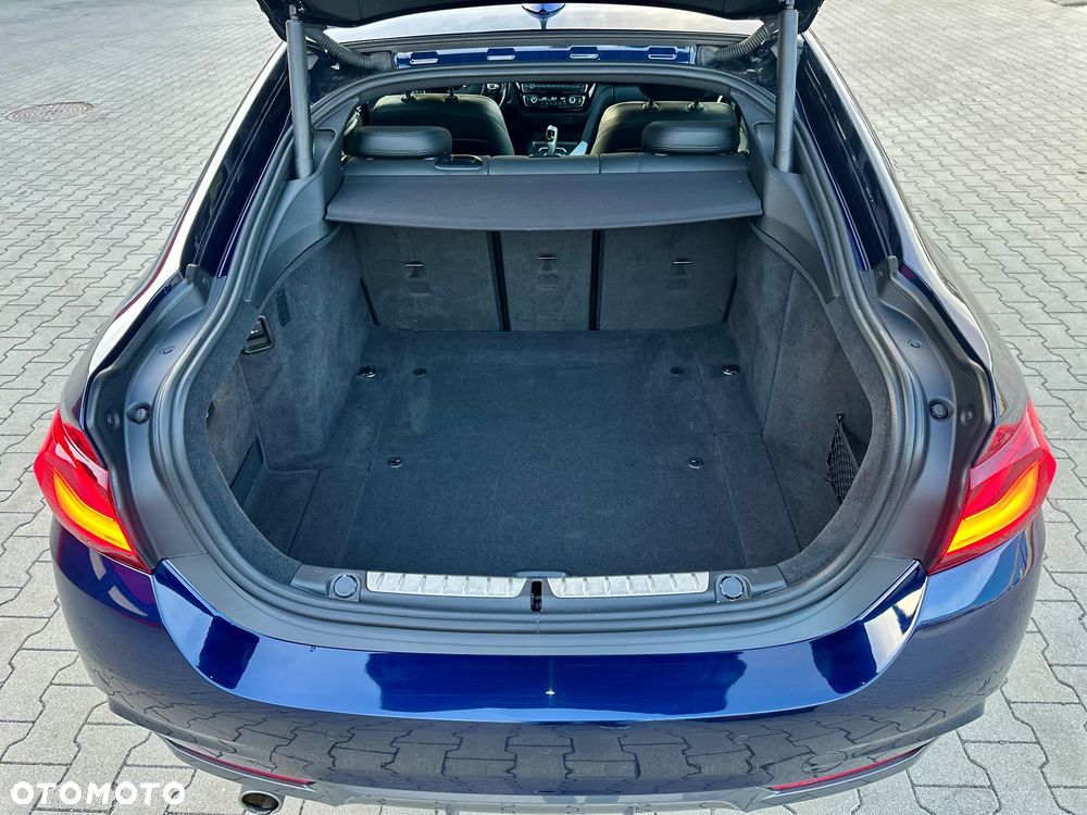 BMW Seria 4 420i Gran Coupe - 13