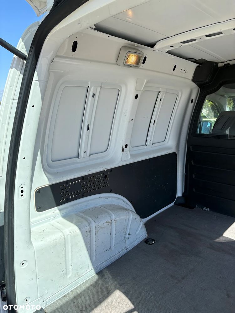 Volkswagen CADDY - 11