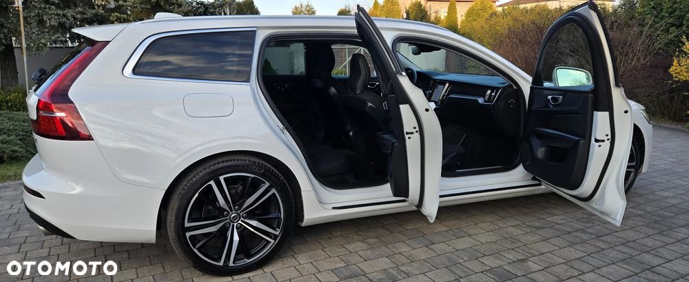 Volvo V60 D4 Geartronic Momentum Pro - 11