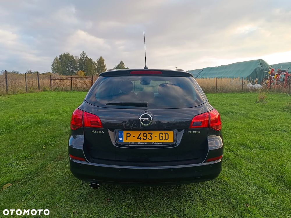 Opel Astra IV 1.4 T Cosmo - 6