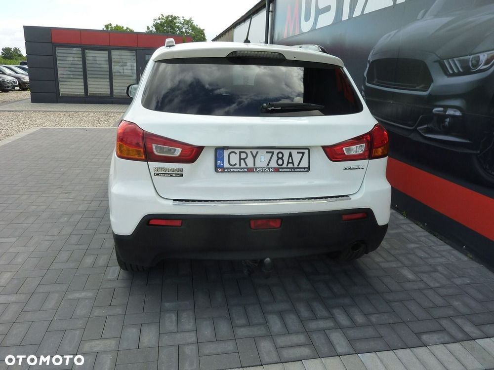 Mitsubishi ASX - 5