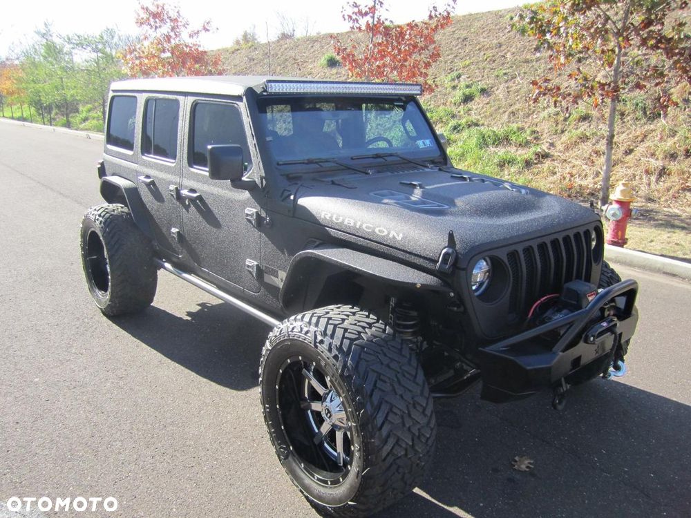 Jeep Wrangler - 1