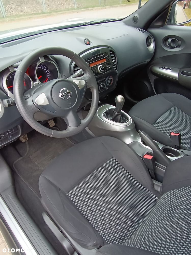 Nissan Juke 1.6 Visia Plus - 27