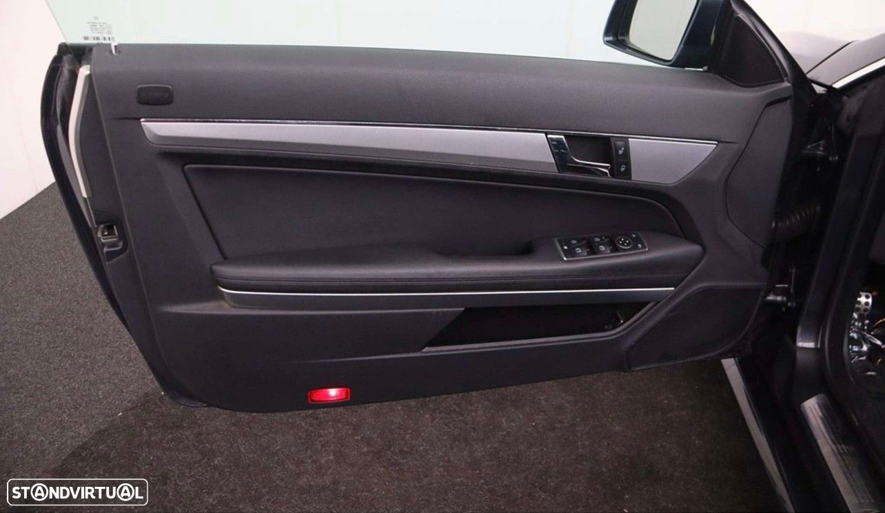 Mercedes-Benz E 220 CDi Avantgarde BlueEfficiency Auto - 27