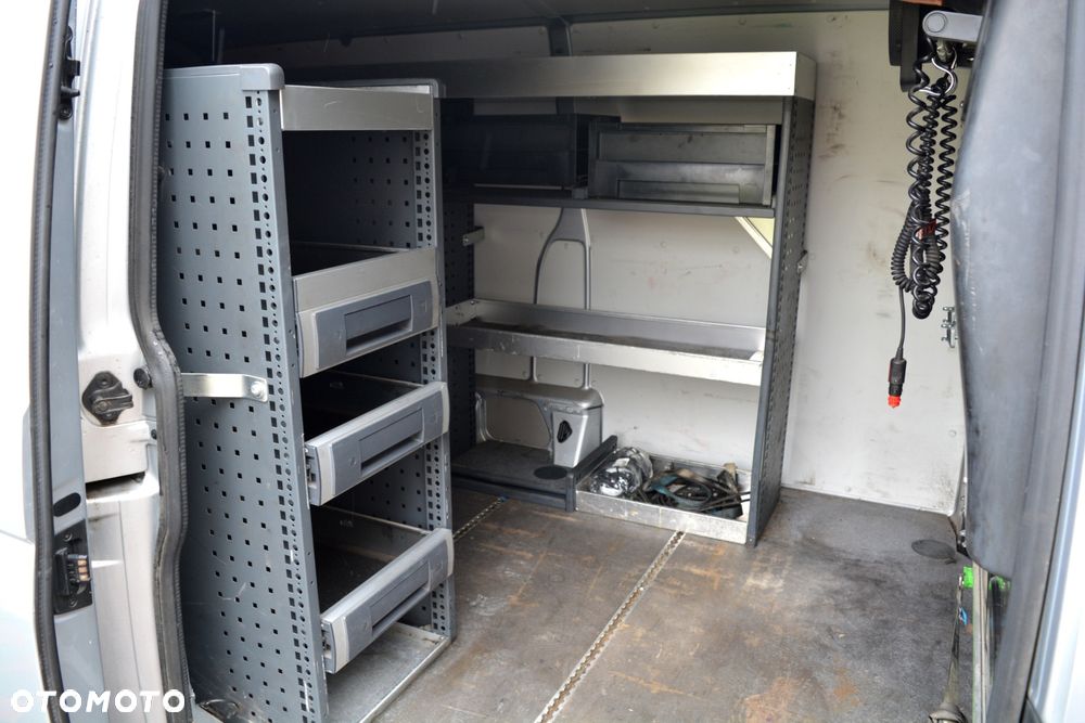 Volkswagen Transporter - 16