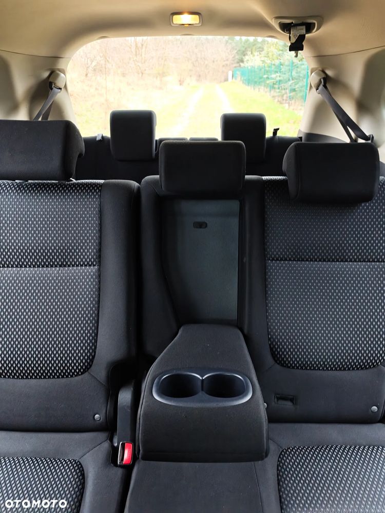 Mitsubishi Outlander 2.0 Intense + Navi 4WD CVT - 18