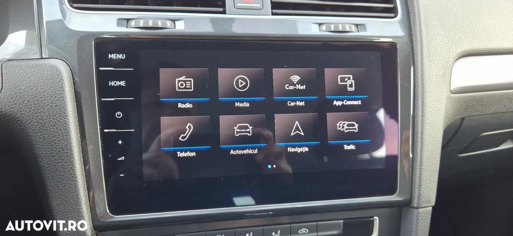 Volkswagen e-Golf - 15