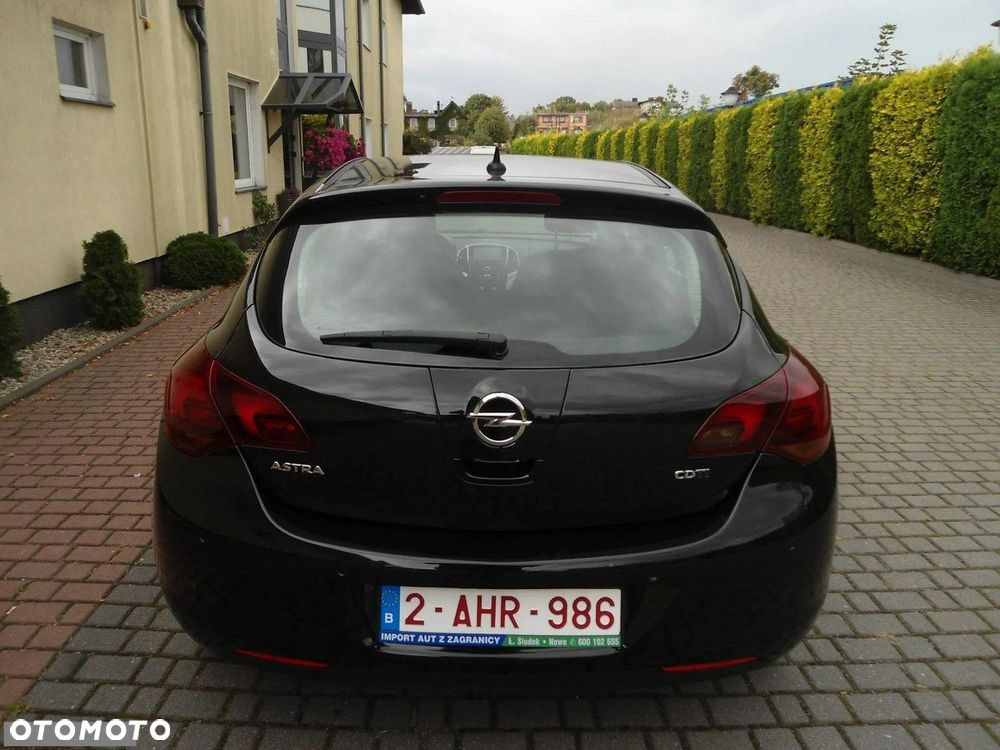Opel Astra IV 1.7 CDTI Sport - 13