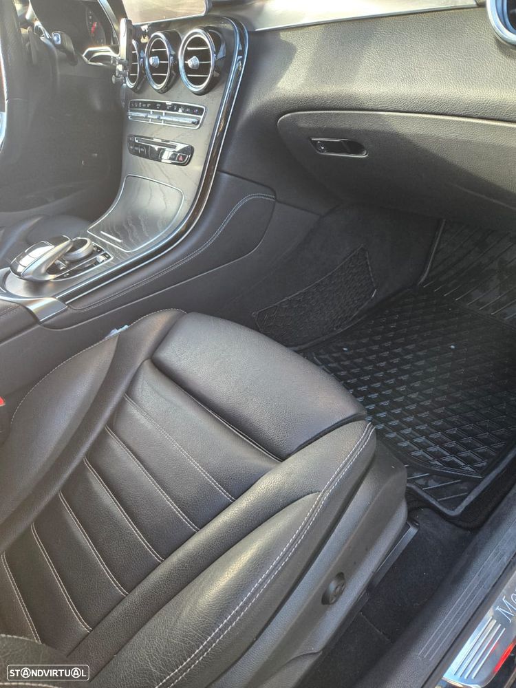 Mercedes-Benz GLC 350 e 4Matic 7G-TRONIC AMG Line - 15