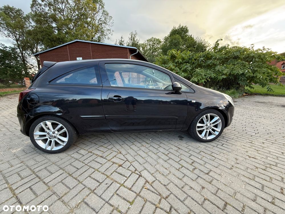 Opel Corsa 1.4 16V Sport - 4
