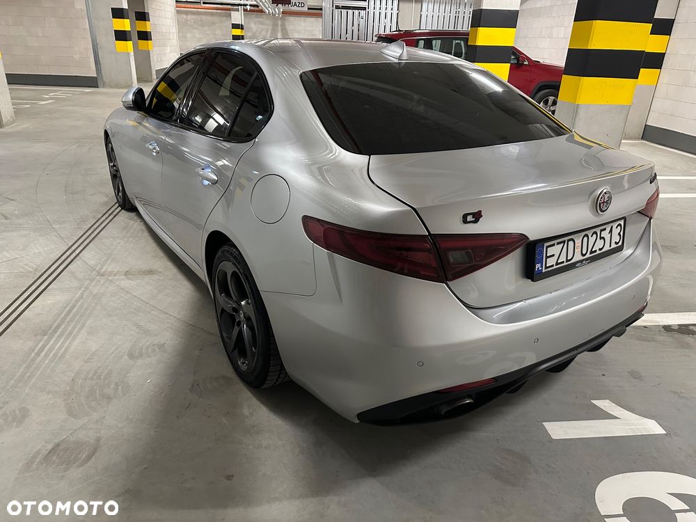 Alfa Romeo Giulia 2.0 Turbo Veloce TI Q4 - 3