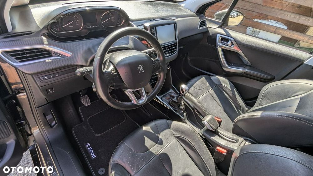 Peugeot 2008 - 17