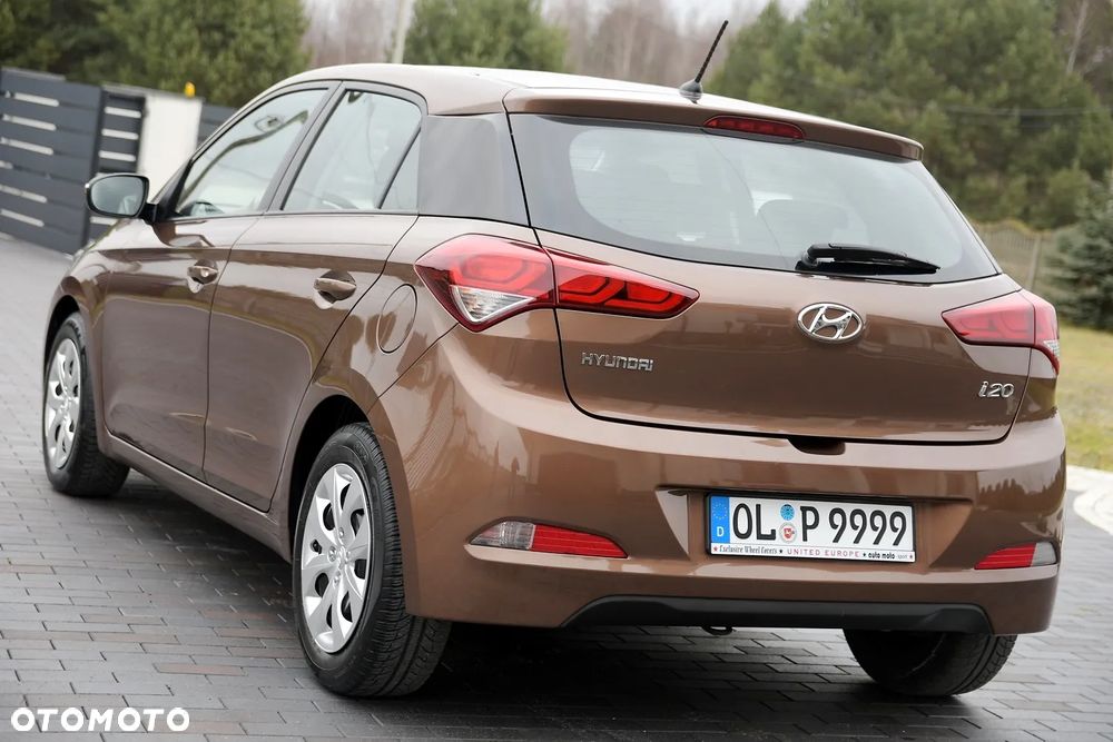 Hyundai i20 blue 1.2 YES Silver - 5