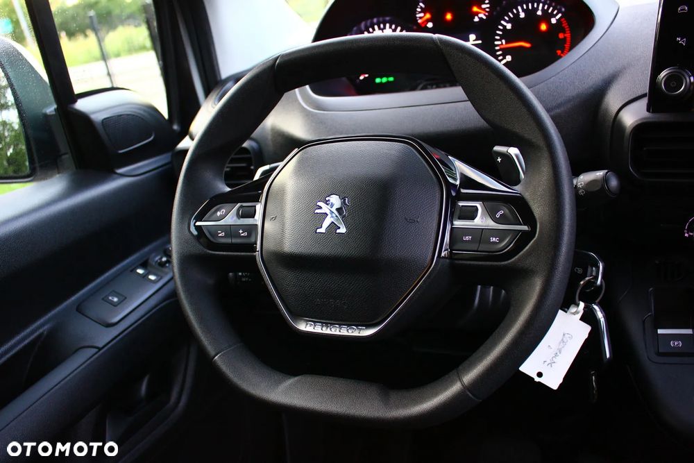 Peugeot PARTNER 1.5HDI 130KM AUTOMAT 8 BIEGÓW LONG DŁUGI 3 OSOBOWY PERFEKT AUTO NAVIGACJA KAMERY,ASYSTENTY,VF23% - 37