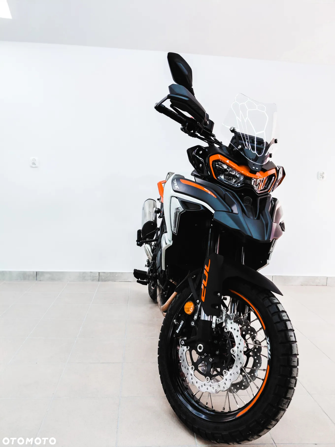 Benelli TRK 702X - 4