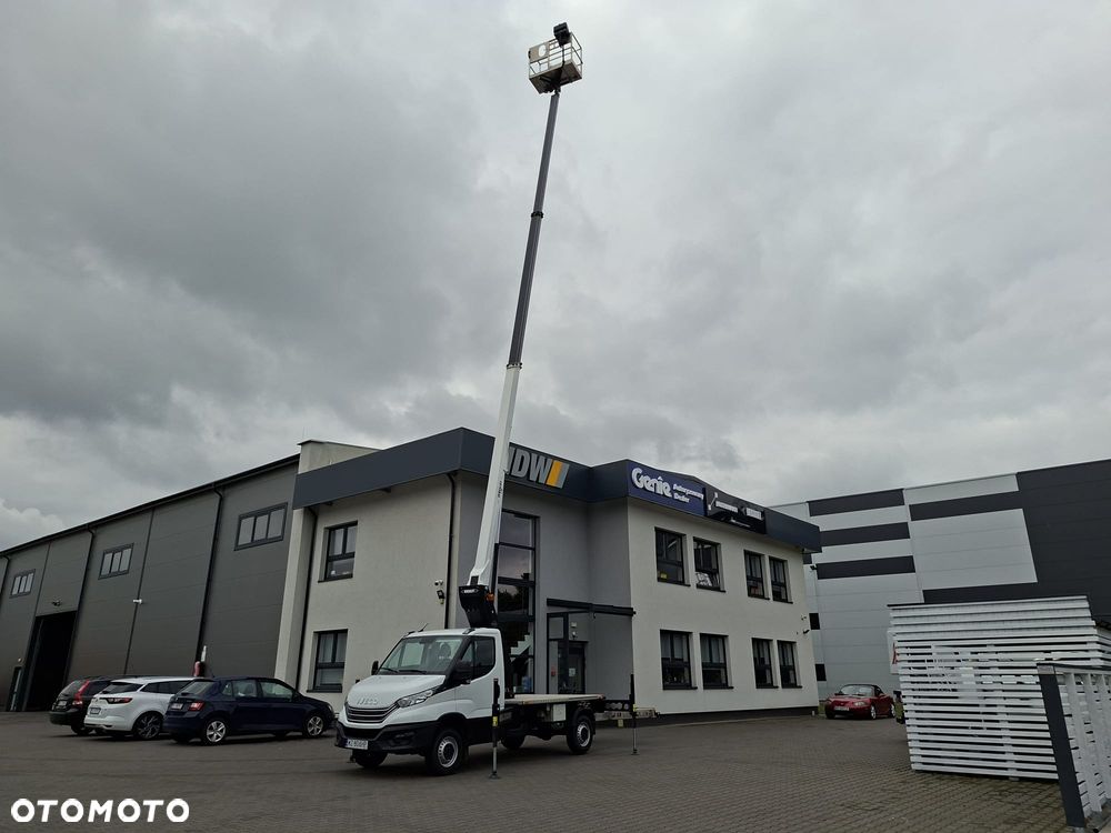Versalift V-200 DEMO na Iveco Daily 35S14H - 92.000 EUR netto - 12