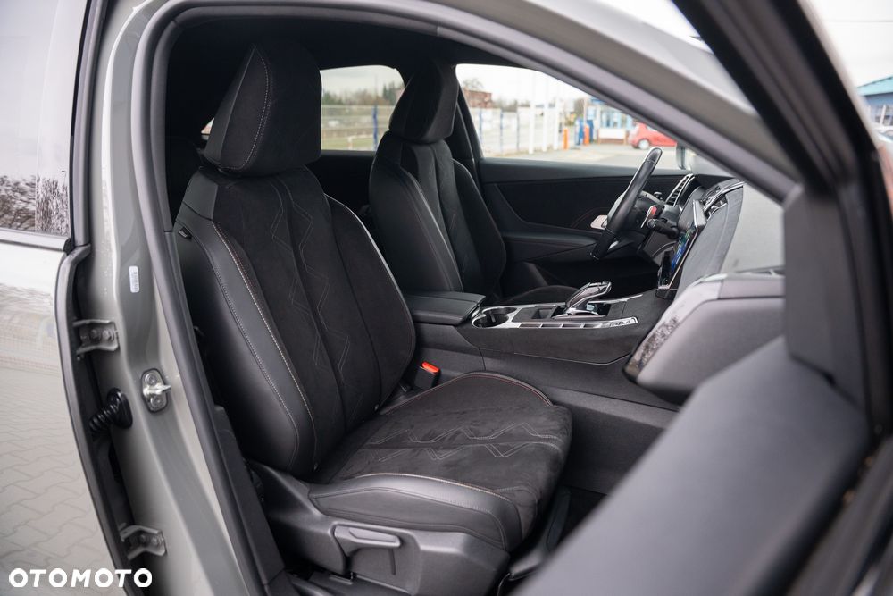 DS Automobiles DS 7 Crossback 1.6 E-Tense Performance Line + - 25