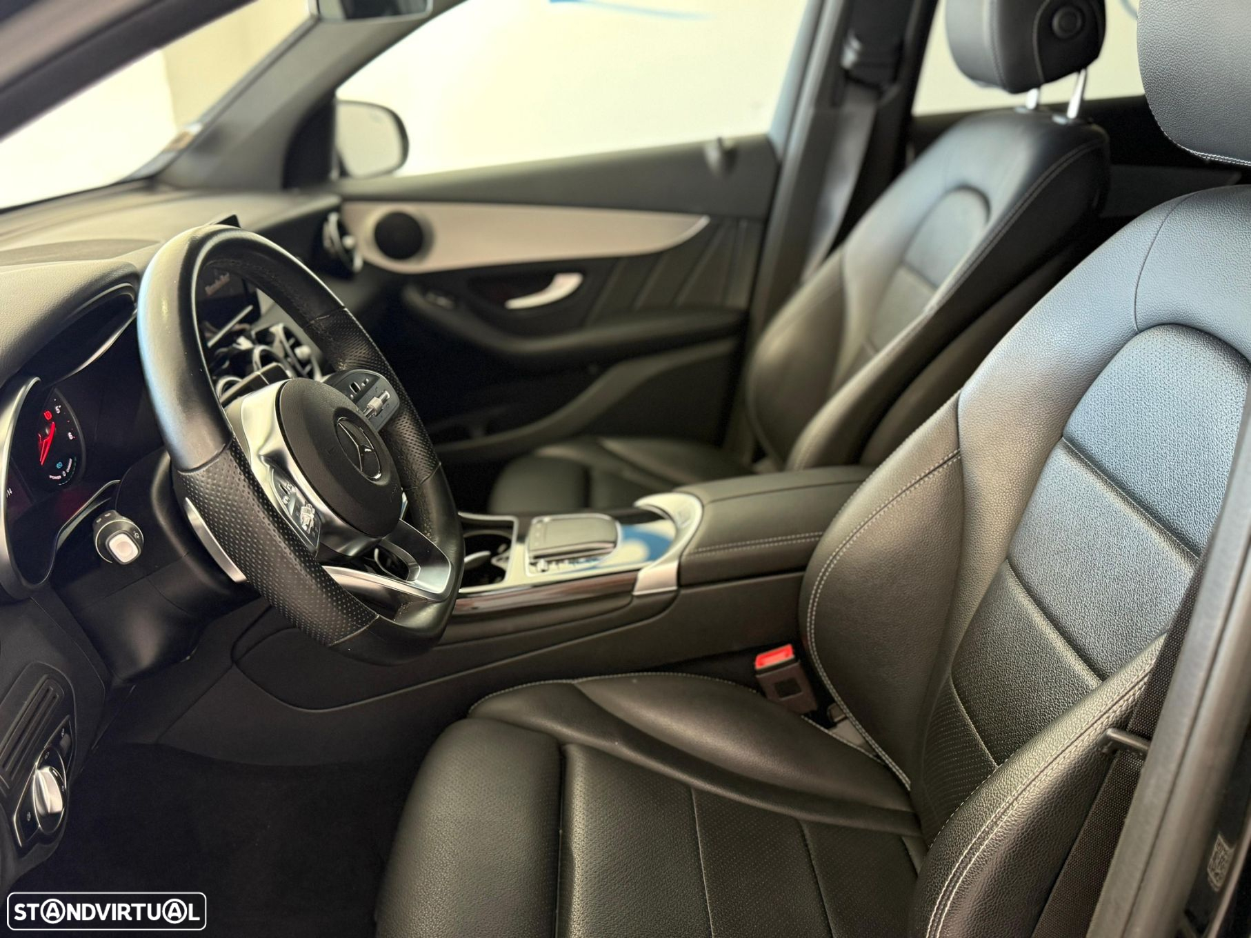 Mercedes-Benz GLC 300 de Coupé 4Matic - 5