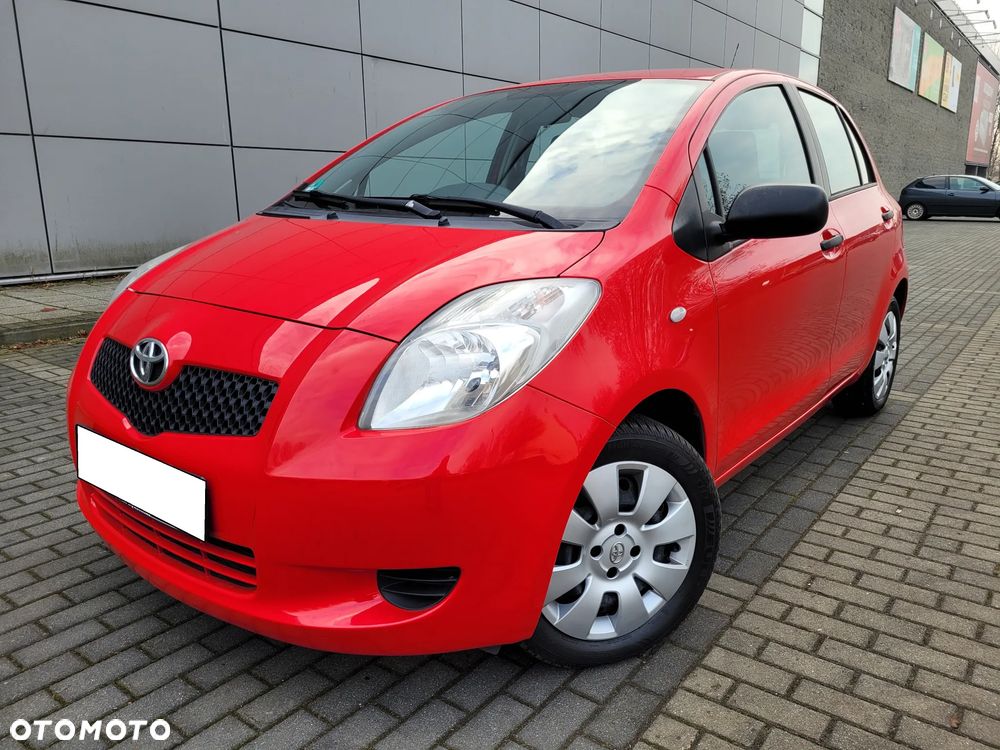 Toyota Yaris 1.3 VVT-i Luna - 1