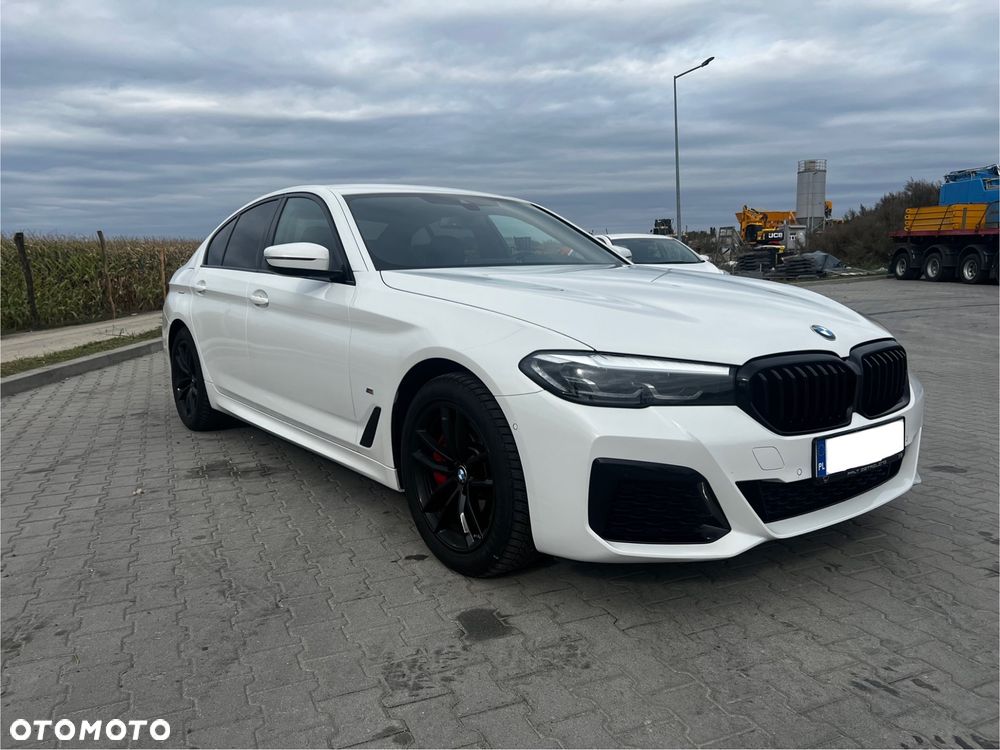 BMW Seria 5 530e xDrive M Sport Edition - 14