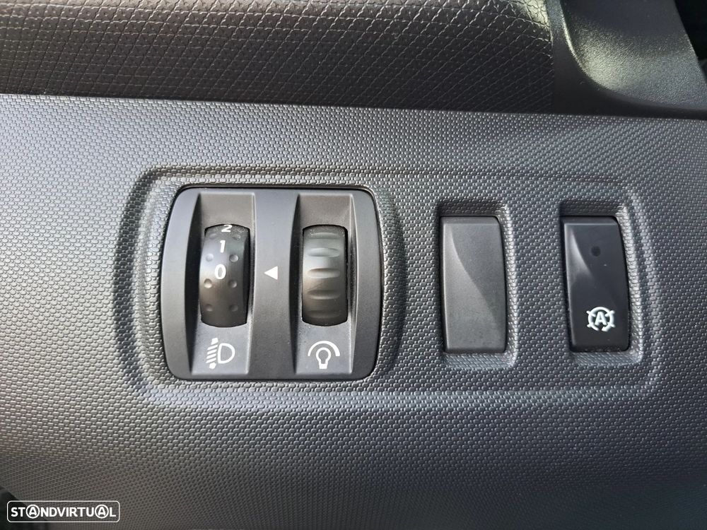 Renault Clio 1.5 dCi Confort - 14