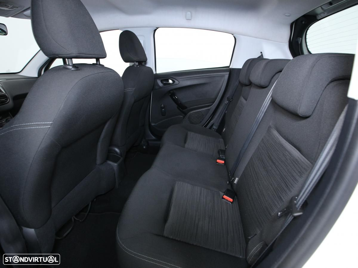 Peugeot 208 1.4 HDi Access - 9