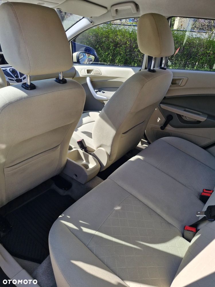 Ford Fiesta 1.4 Ghia EU5 - 16
