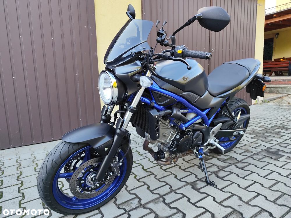 Suzuki SV - 9