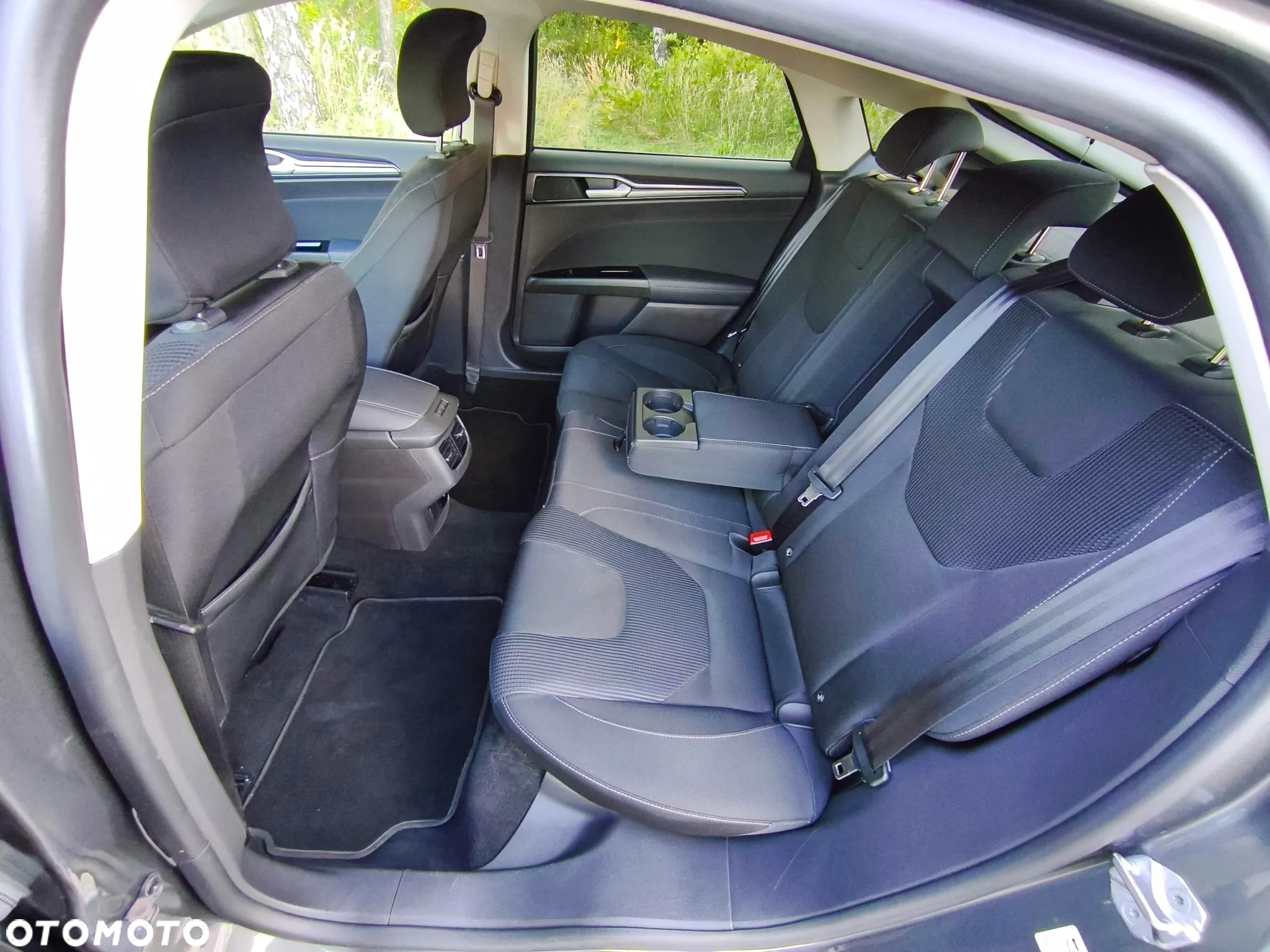 Ford Mondeo 2.0 EcoBlue Titanium - 23