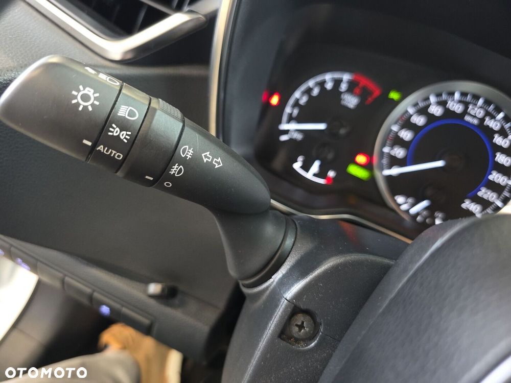 Toyota Corolla 1.8 Hybrid Comfort - 18