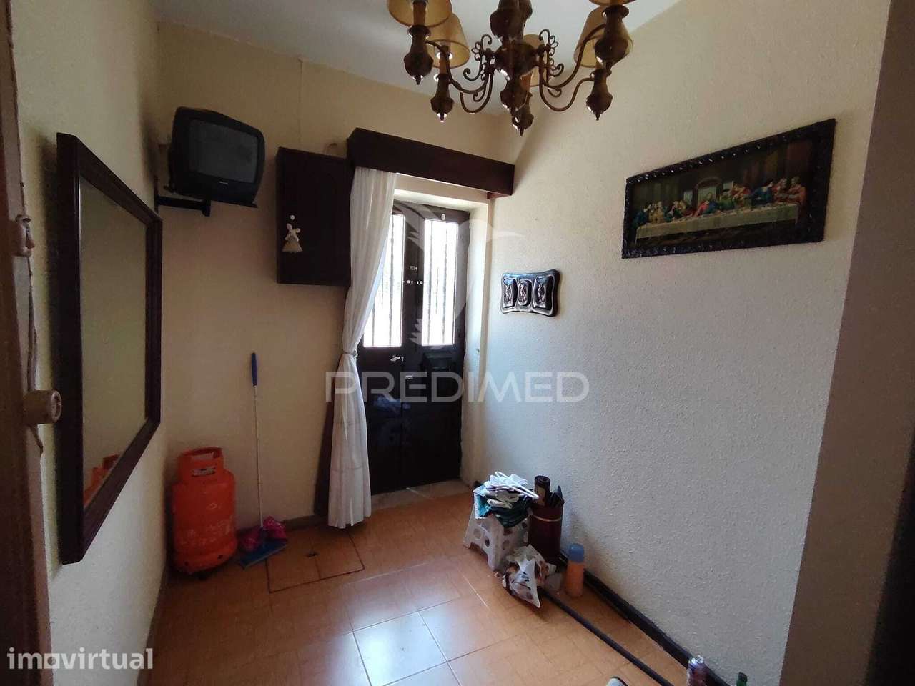 Moradia T1 em Oliveira do Douro - Grande imagem: 2/6