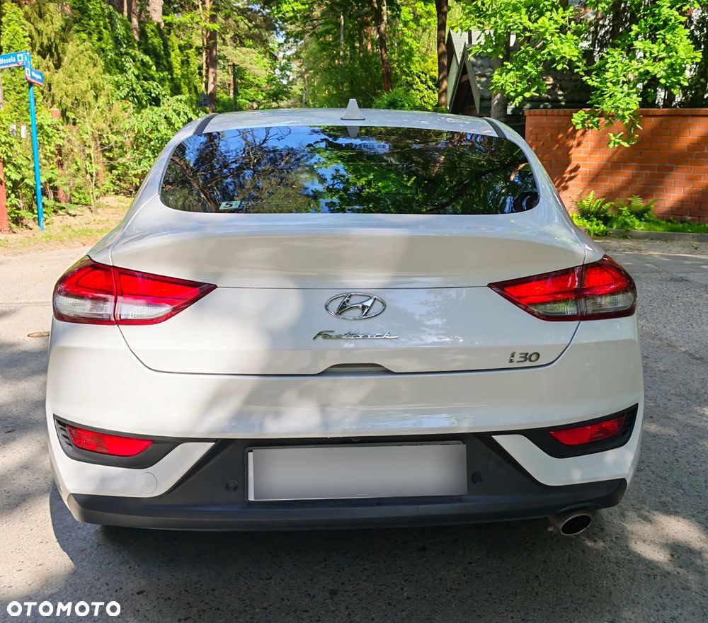Hyundai i30 1.5 T-GDI 48V Executive - 4
