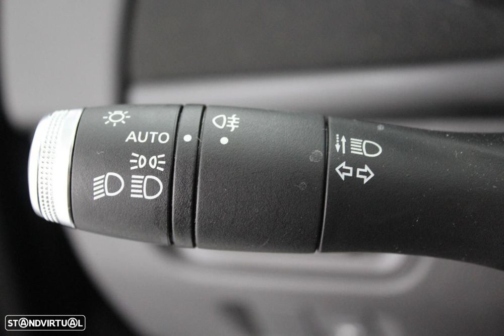 Renault Zoe (c/ Bateria) Z.E. 50 LIFE - 18