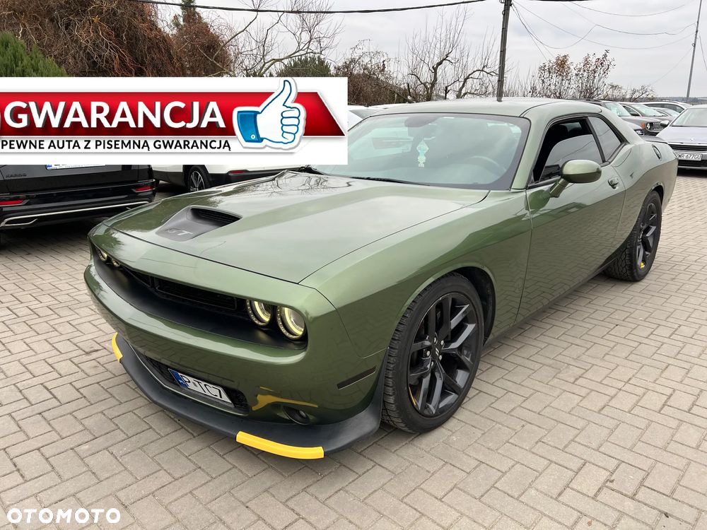 Dodge Challenger - 1